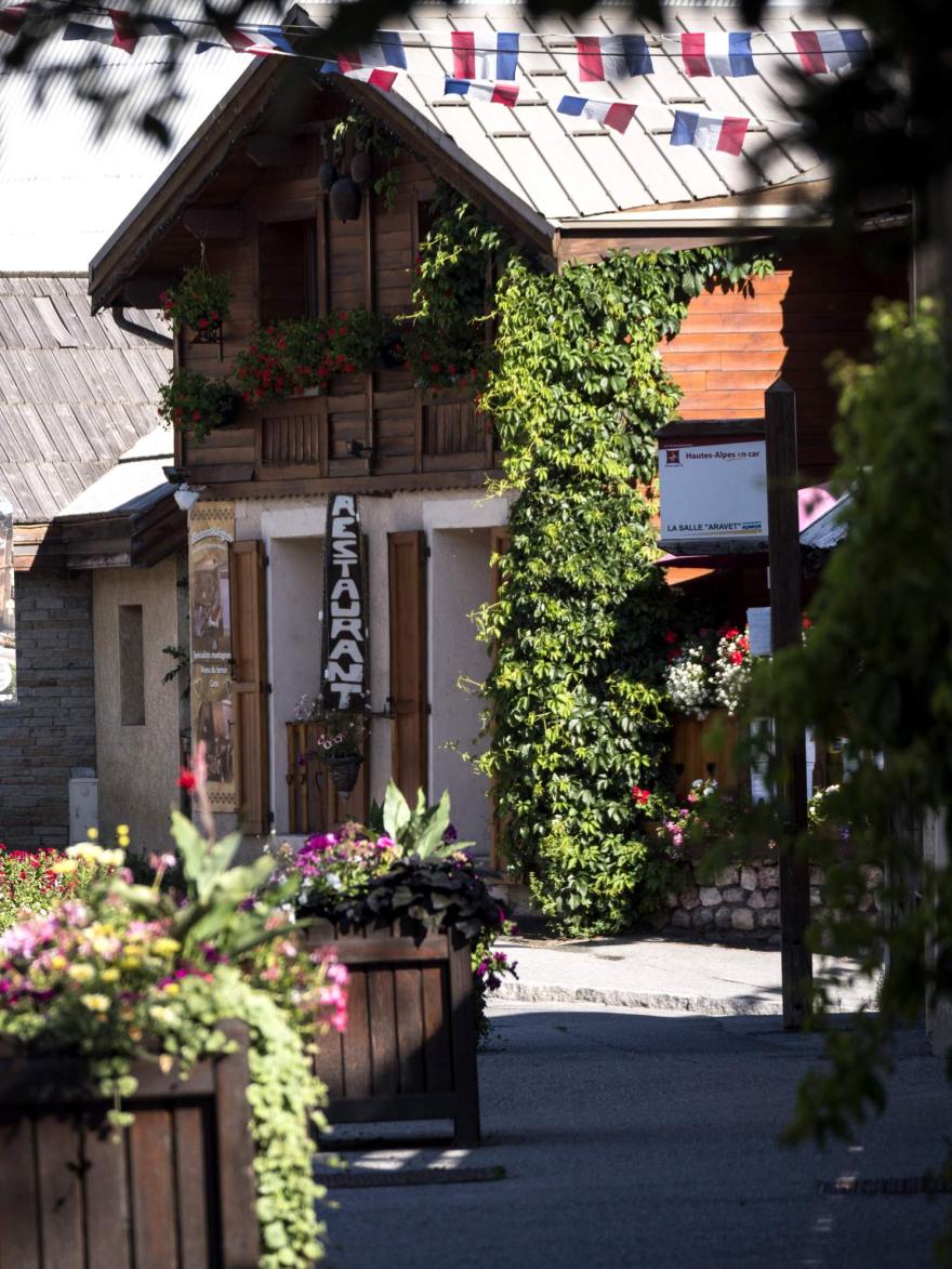 La Salle les Alpes - Villeneuve  Serre Chevalier Vallée Briançon